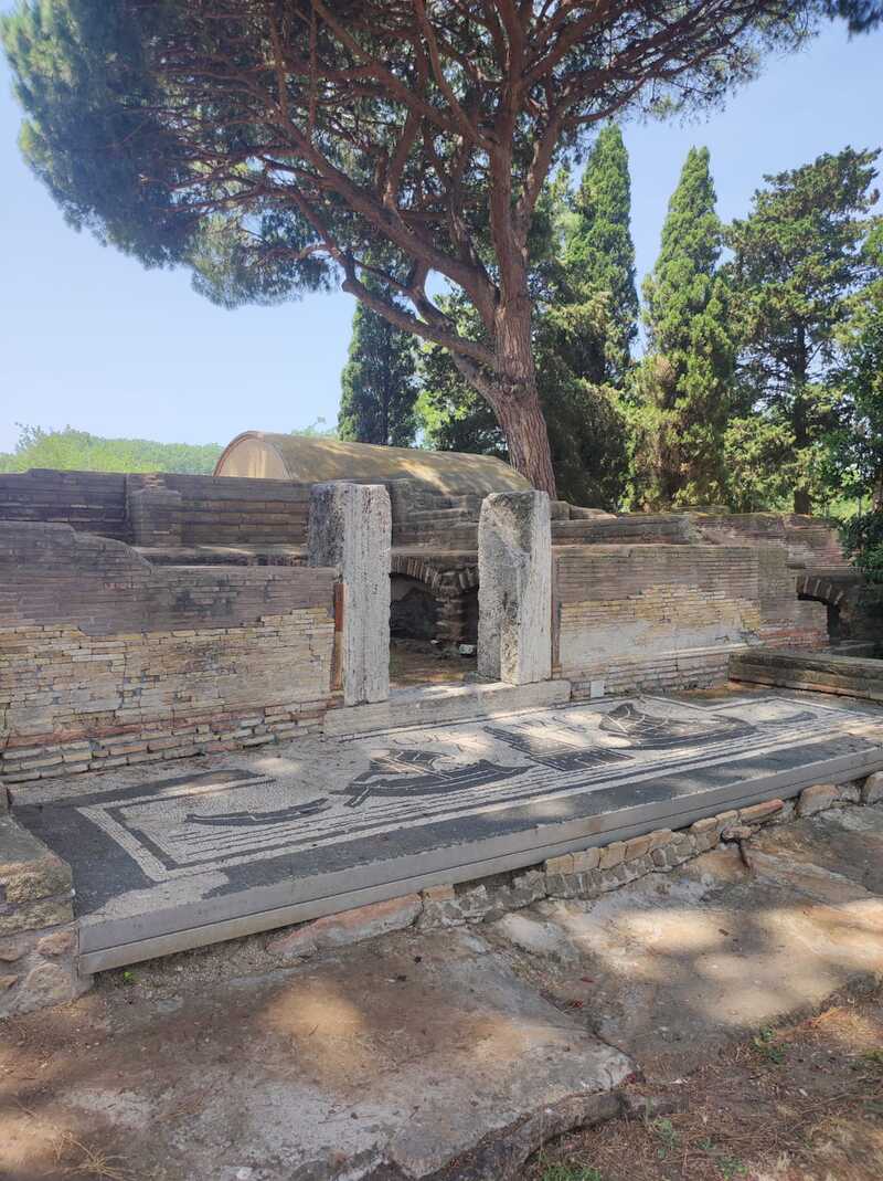 necropoli isola sacra-1