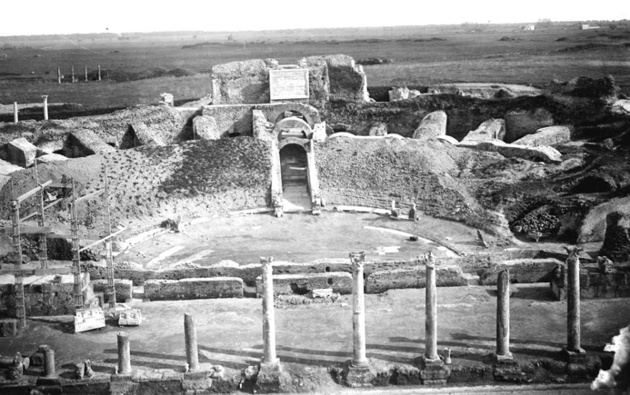 Il restauro del Teatro di Ostia - Il restauro del Teatro di Ostia - Ostia  racconta - Parco archeologico di Ostia antica